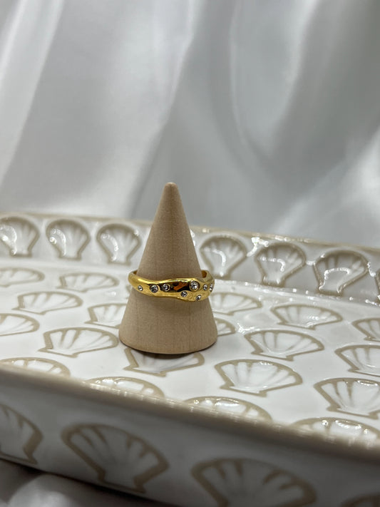 Unique, Sneak, Peek Ring