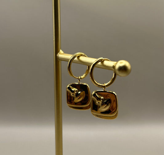 Aphrodite's Touch Earrings